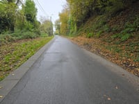 Les Communes from Ombret via Rue Bas-Thiers