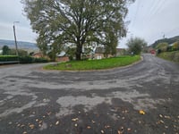 Les Communes from Ombret via Rue Bas-Thiers