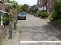 Levendaalseweg przez Tuinlaan
