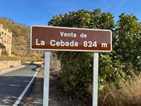 Los Guajàres über Guájar Faragüit