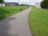 Melatener Strasse über Schneebergweg