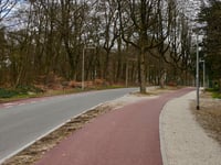 Weg achter het Bos par Monnikenhuizen