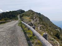 Mont Vial z Pont Charles-Albert przez Bonson