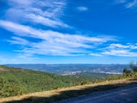 Monte da Escusa von Mosteiro de San Xoán de Poio über Monte do Castro