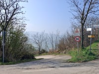 Monte dei Feriti por Via Campiano