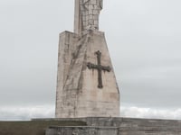Monte Naranco / Monumento al Sagrado Corazón de Jesús von Oviedo