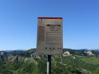 Monte Sabbiuno über Via Cavaioni