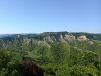 Monte Sabbiuno über Via Cavaioni