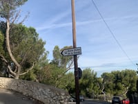 Montée de la Bonne Mère / Notre-Dame-de-la-Garde via Rue Fort du Sanctuaire