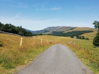 Montée de la Tuillière da Vic-sur-Cère via Col de Curebourse