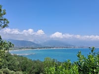 Montemarcello z Bocca di Magra
