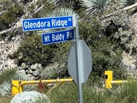 Mount Baldy przez Glendora Mountain Road