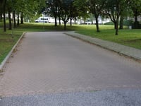 Mozartlaan via Burgemeester Ottenhoffstraat
