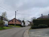 Nadrin über Rue de Wibrin
