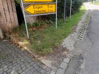 Neuhewen from Engen via Im Doggenhardt