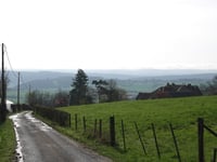 Nouveau Monde da Theux via Route de la Carrière