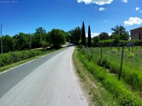 Passo del Lume Spento über Castiglion del Bosco