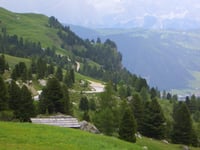 Passo Gardena from Plan de Gralba