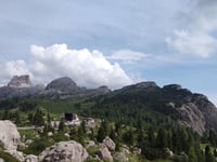 Passo Valparola vanuit Cortina d'Ampezzo via Passo Falzarego