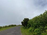 Pico das Caldeirinhas über Ribeira do Nabo