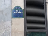 Place des fêtes from Rue Compans