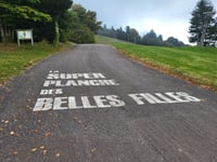 Super Planche des Belles Filles