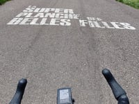Super Planche des Belles Filles