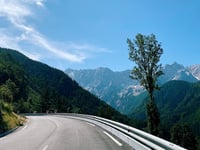 Prelaz Jezerski Vrh / Seebergsattel desde Tupaliče