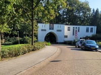 Profetenlaan über Rechterslaan