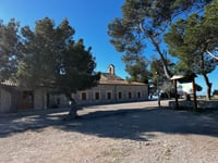 Puig de Santa Magdalena przez Camí de Santa Magdalena
