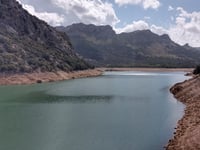 Puig Major von Pantà de Gorg Blau