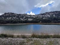 Puig Major von Pantà de Gorg Blau