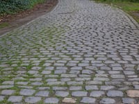 Rijzendeweg über Bossestraat