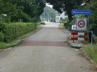 Rijzendeweg über Bossestraat