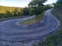Veyreyre via Route de Rimouren