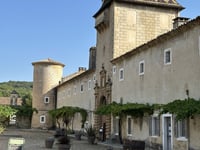 Route de Valbonne z Saint-Laurent-de-Carnols