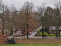 Rozenheuvel über Bernard ter Haarlaan