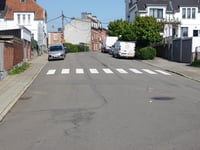 Rue Albert Thomas via Rue Reinier
