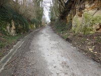 Rue Chera via Rue de la Paille