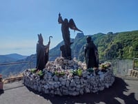 Monte Faito / Santuario di San Michele Arcangelo da Vico Equense
