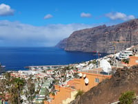 Santiago del Teide von Los Gigantes
