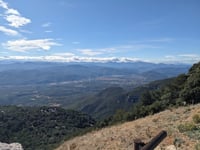 Santuari de la Mare de Déu del Mont über Beuda