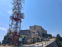 Santuari de la Mare de Déu del Mont depuis Cabanelles