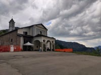 Santuario della Madonna del Colletto depuis Valdieri