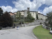 Santuario di Castelmonte / Stara Gora desde Cividale del Friuli