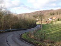 Schulzelter Strasse über Senserbachweg