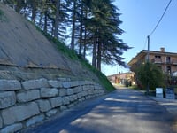 Sorrivoli über Via Peschiera