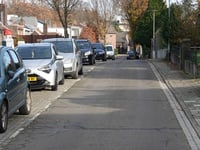Spoorstraat via Montfortstraat