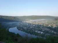 Starkenburg von Enkirch über Sponheimer Strasse