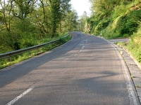 Starkenburg von Enkirch über Schlossstrasse